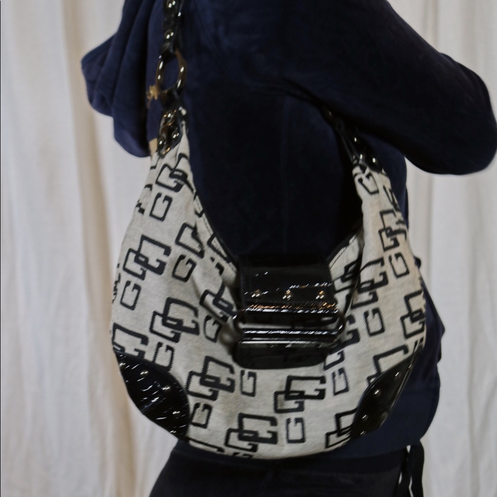 GUESS mini hand bag